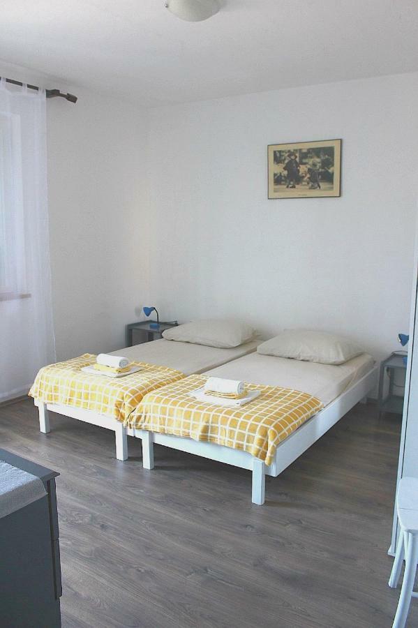 Apartments Markov Murter Bagian luar foto